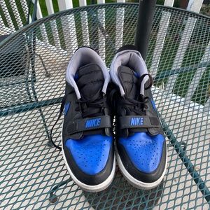 Men’s Nike sneakers size 15